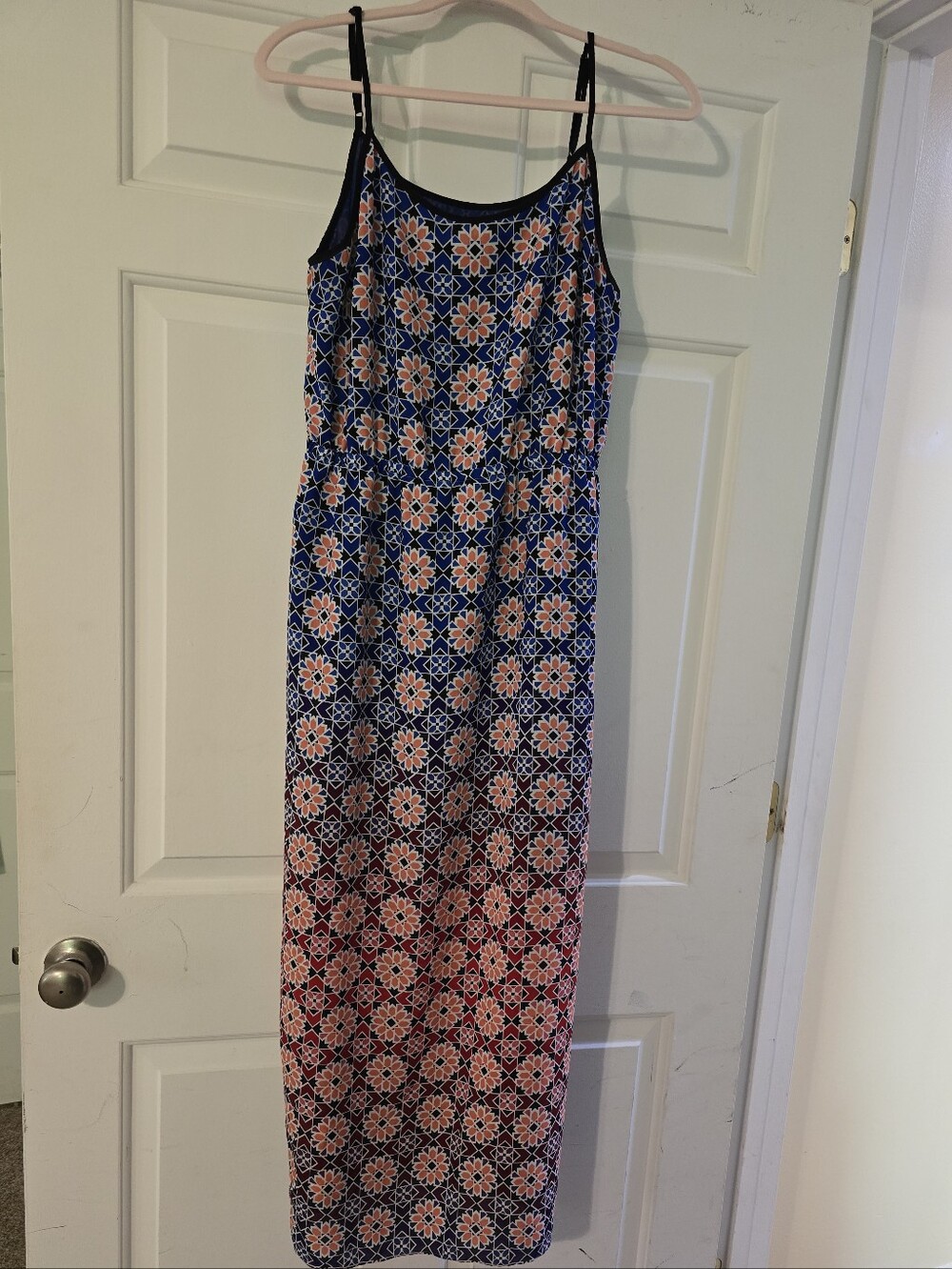 Vince Camutto Sleeveless Floral Tile-Print Maxi Dress in Navy and Coral